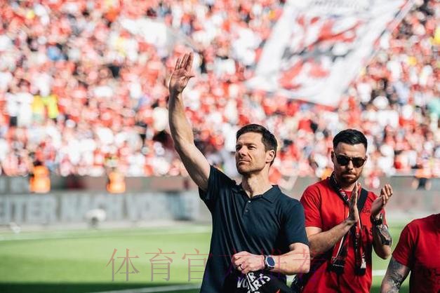 六台:阿隆索将带皇马参加世俱杯 并会签下3位新援